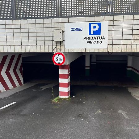 Zarautz Beach With Parking By Aston Rentals Eksteriør billede