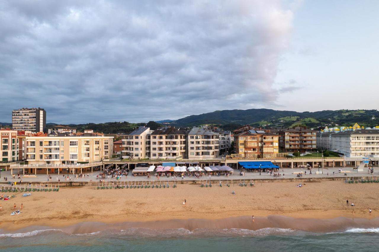 Zarautz Beach With Parking By Aston Rentals Eksteriør billede